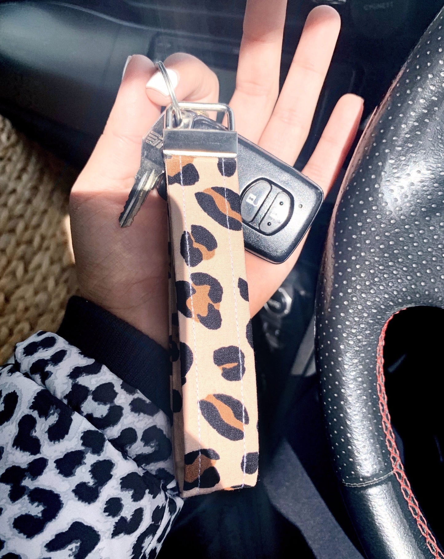 brown leopard wristlet