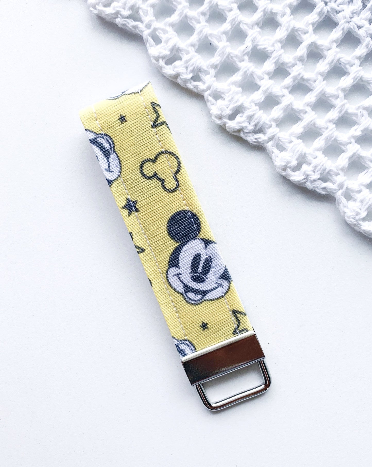 its mickey! wristlet